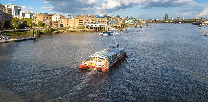 How to Start a Boat Tour Business